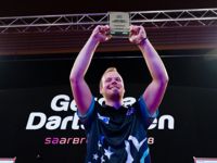 Max Hopp besiegte Michael Smith im Finale der German Darts Open 2018